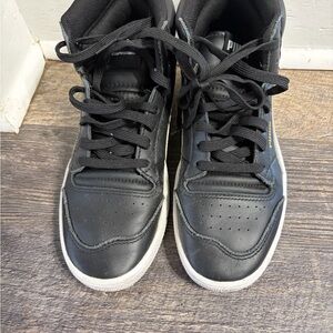 Puma Men's Black High-Top Sneakers